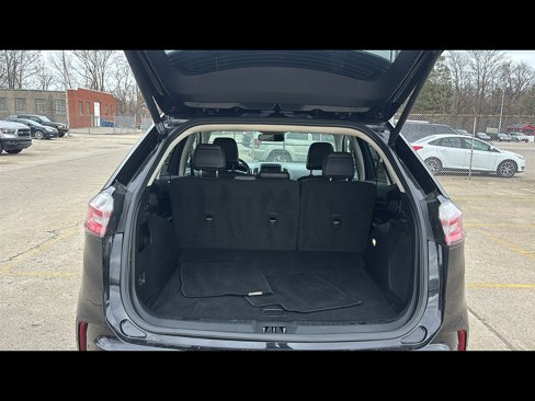 Used 2022 Ford Edge Titanium image 28