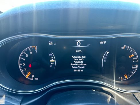 Used 2019 Jeep Grand Cherokee Limited w/ Luxury Group II image 23