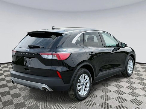 Used 2022 Ford Escape SE w/ Convenience Package image 2