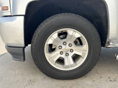 Used 2016 Chevrolet Silverado 1500 LT w/ All Star Edition image 13