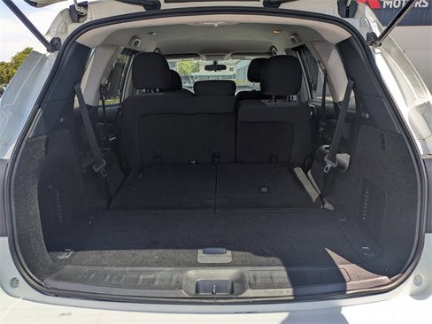 Used 2019 Nissan Pathfinder S image 13