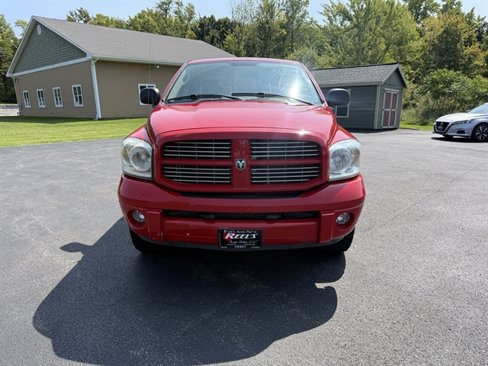 Used 2008 Dodge Ram 1500 Truck SLT w/ Sport Appearance Group image 2