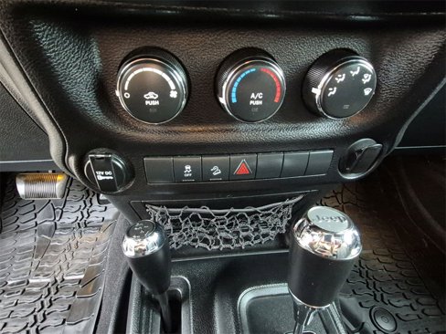Used 2018 Jeep Wrangler Unlimited Sport image 25