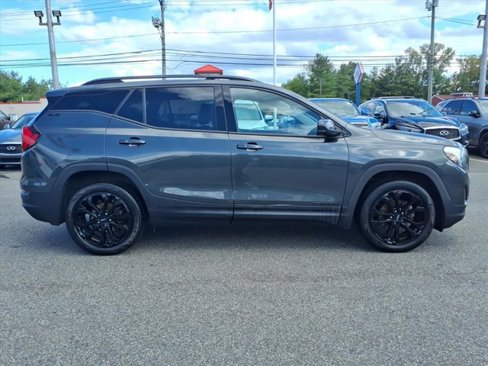 Used 2020 GMC Terrain SLE w/ Driver Convenience Package image 6