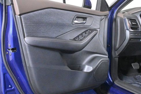 Certified 2023 Nissan Rogue SV image 29