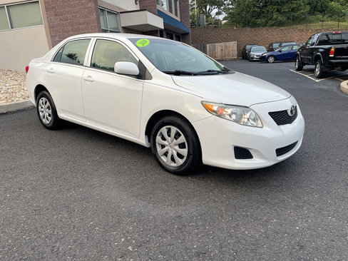 Used 2010 Toyota Corolla LE image 2