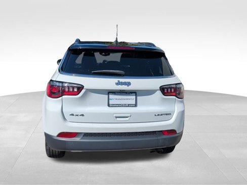 Used 2022 Jeep Compass Limited w/ Sun and Sound Group image 4