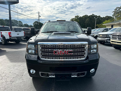 Used 2013 GMC Sierra 2500 Denali w/ Suspension Package, Off-Road image 2