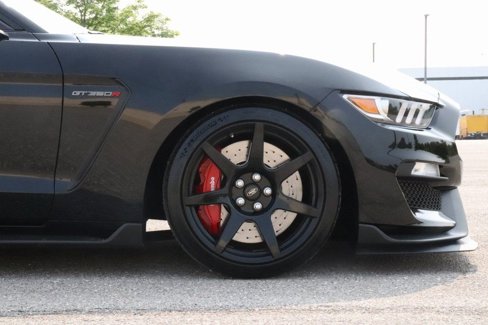 Used 2018 Ford Mustang Shelby GT350R w/ GT350R Equipment Group 920A image 17