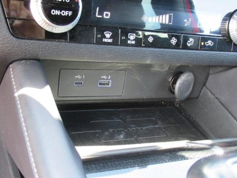 Used 2023 Mitsubishi Outlander SE image 27