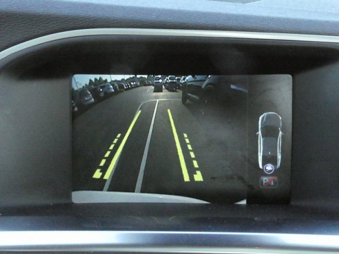 Used 2017 Volvo S60 T5 Inscription Platinum w/ Climate Package image 6