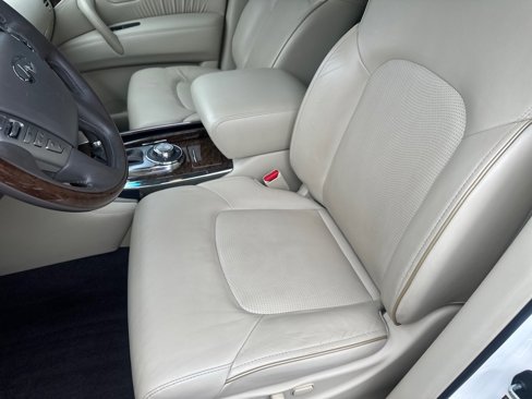 Used 2017 INFINITI QX80 4WD w/ Driver Assistance Package image 15