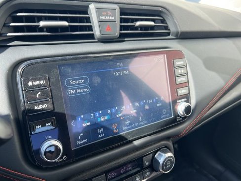 New 2025 Nissan Versa SR w/ Trunk Package image 9