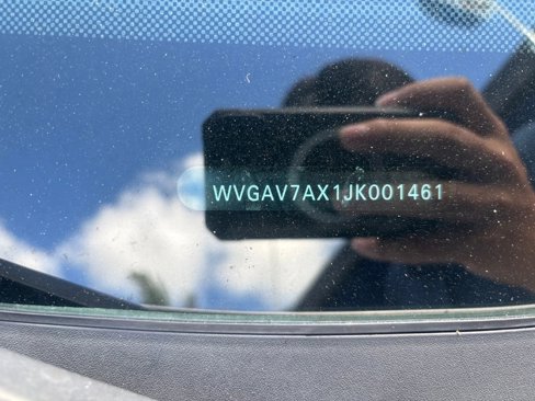 Used 2018 Volkswagen Tiguan Limited w/ Alloy Wheels Package image 35