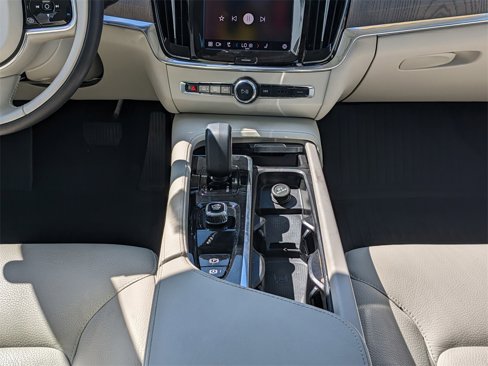 Certified 2023 Volvo S90 B6 Plus w/ Protection Package Premier image 18