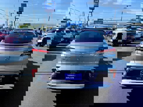 New 2025 Buick Envista Preferred image 26