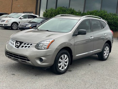 Used 2014 Nissan Rogue S w/ Convenience Package image 3