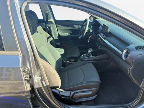Certified 2022 Kia Forte LXS w/ LXS Technology Package image 26