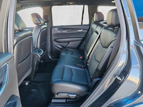Certified 2021 Cadillac XT6 Premium Luxury image 21