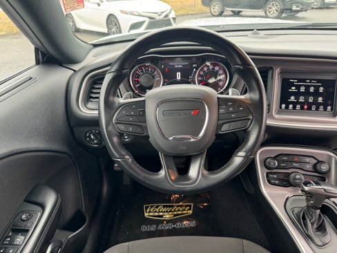 Used 2022 Dodge Challenger GT image 16