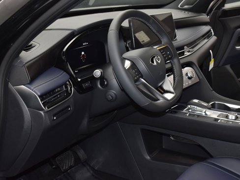 New 2026 INFINITI QX60 Luxe w/ Dark Cargo Package image 8