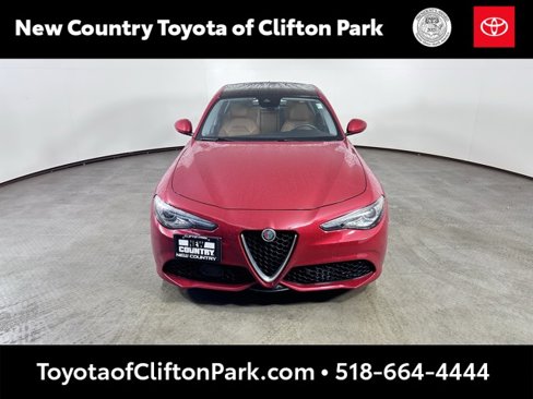 Used 2019 Alfa Romeo Giulia Ti Sport w/ Quick Order Package 22S Sport image 8