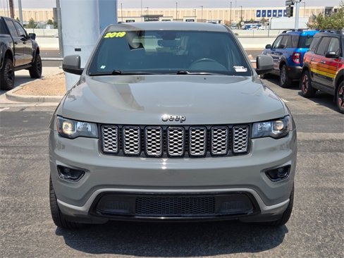 Used 2019 Jeep Grand Cherokee Altitude image 2