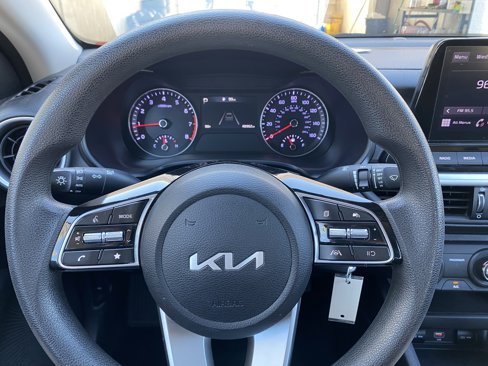 Used 2023 Kia Forte LX image 17