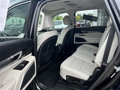 Used 2020 Kia Telluride S w/ S 8 Passenger Seating Package image 33