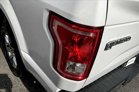 Used 2015 Ford F150 XLT w/ Equipment Group 302A Luxury image 26