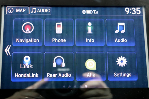 Used 2016 Honda Pilot Touring image 47