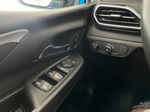 Used 2022 Chevrolet Bolt LT image 19