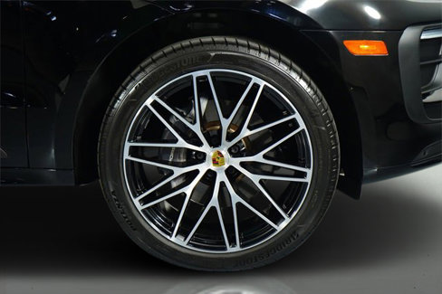 Used 2022 Porsche Macan image 95