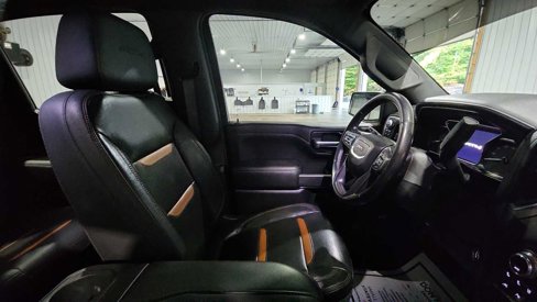 Used 2020 GMC Sierra 1500 AT4 w/ AT4 Premium Package image 13