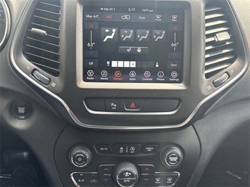 Used 2020 Jeep Cherokee Trailhawk w/ Cold Weather Group image 19