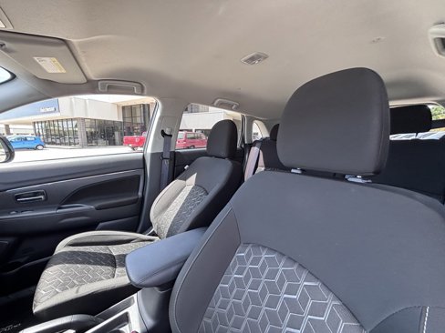 Used 2024 Mitsubishi Outlander Sport AWD image 15