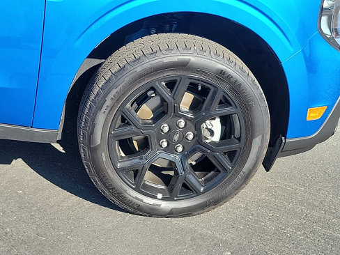Used 2025 Ford Maverick XLT w/ Black Appearance Package image 13