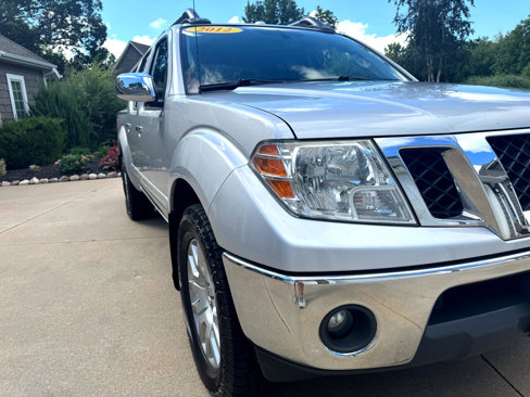Used 2012 Nissan Frontier SL image 31