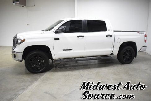 Used 2020 Toyota Tundra SR5 w/ SR5 Leather Package image 2