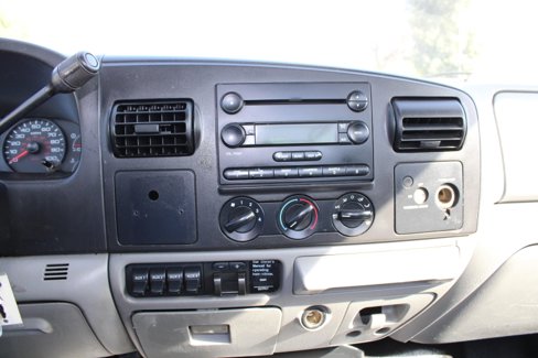 Used 2007 Ford F350 2WD Regular Cab Super Duty image 14