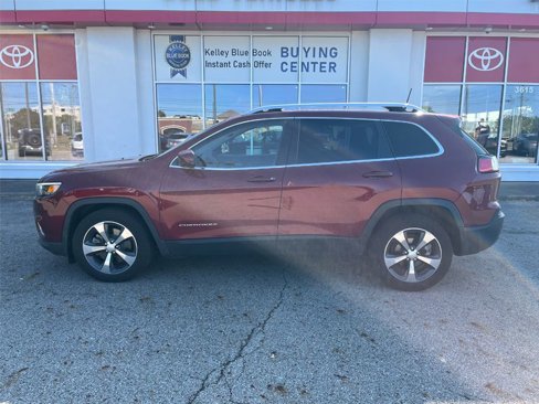 Used 2019 Jeep Cherokee Limited image 30