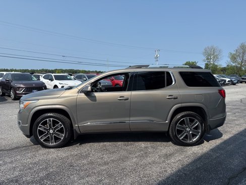 Used 2019 GMC Acadia Denali w/ LPO, Floor Liner Package image 3