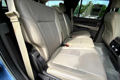Used 2018 Ford Expedition XLT w/ Equipment Group 201A image 18