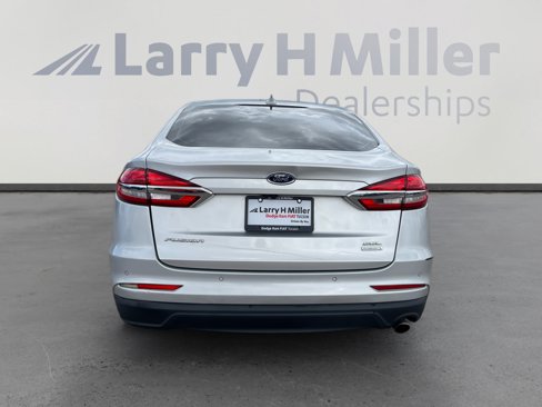 Used 2019 Ford Fusion SEL image 4