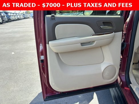 Used 2007 GMC Yukon XL SLT w/ SLT Preferred Equipment Group image 13