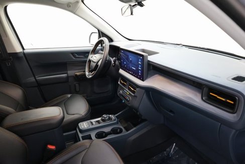 Used 2025 Ford Maverick Tremor image 97