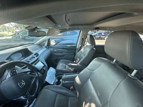 Used 2016 Honda Odyssey EX-L image 3