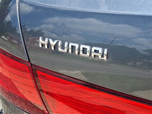 Used 2010 Hyundai Sonata Limited image 31