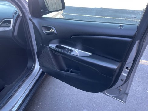 Used 2019 Dodge Journey SE w/ Connectivity Group image 40