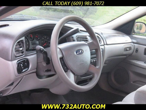 Used 2004 Ford Taurus SES image 21